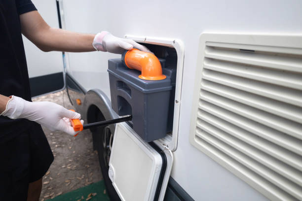 Best Porta potty rental near me  in Riverwoods, IL